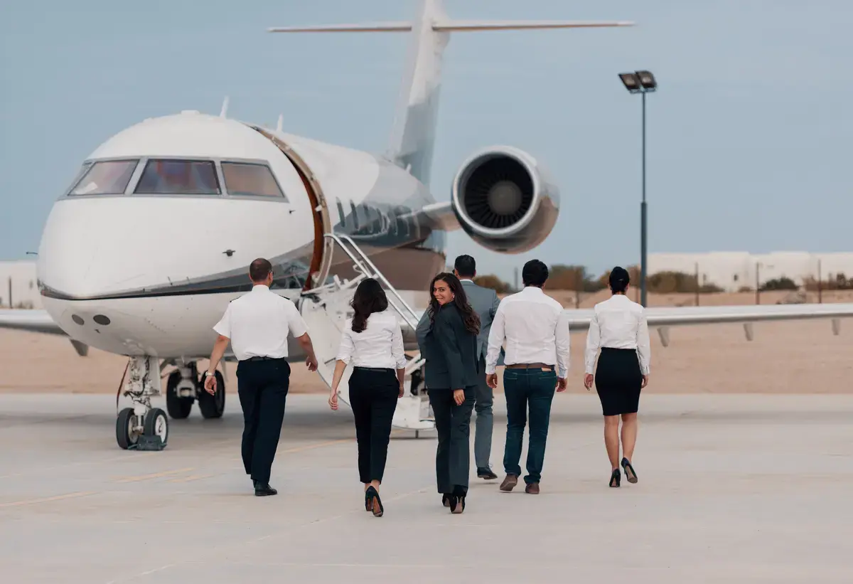 Câți bani câștigă compania Țiriac Air, liderul zborurilor private din România