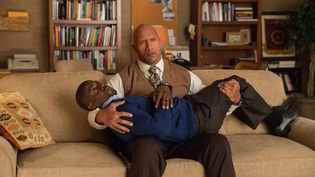 Dwayne Johnson: De la Luptător la Regele Comediei Hollywoodiene