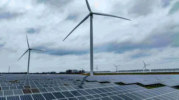 Factura la energie va scădea pentru români