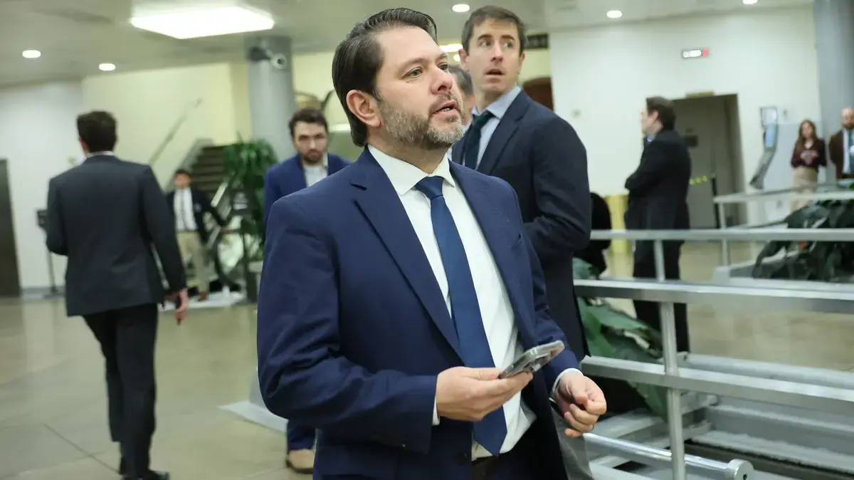 Gallego este o anchetă federală pentru campanie de cheltuieli
