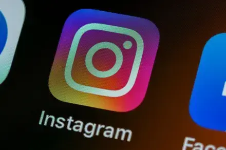 Ochii AI de la Meta continuă să inundă Instagramul cu videoclipuri de hărțuire, în ciuda noilor promisiuni