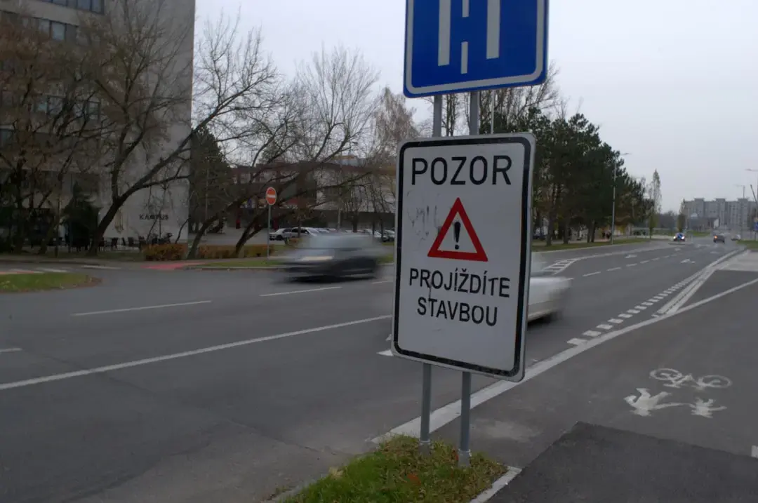 Ponta acuză trădare și vânzare de active naționale