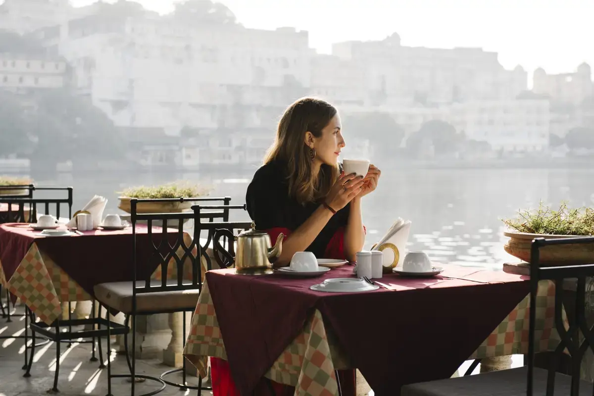 Prețurile din Istanbul surprind românii, hotelurile fiind subiect de discuție.