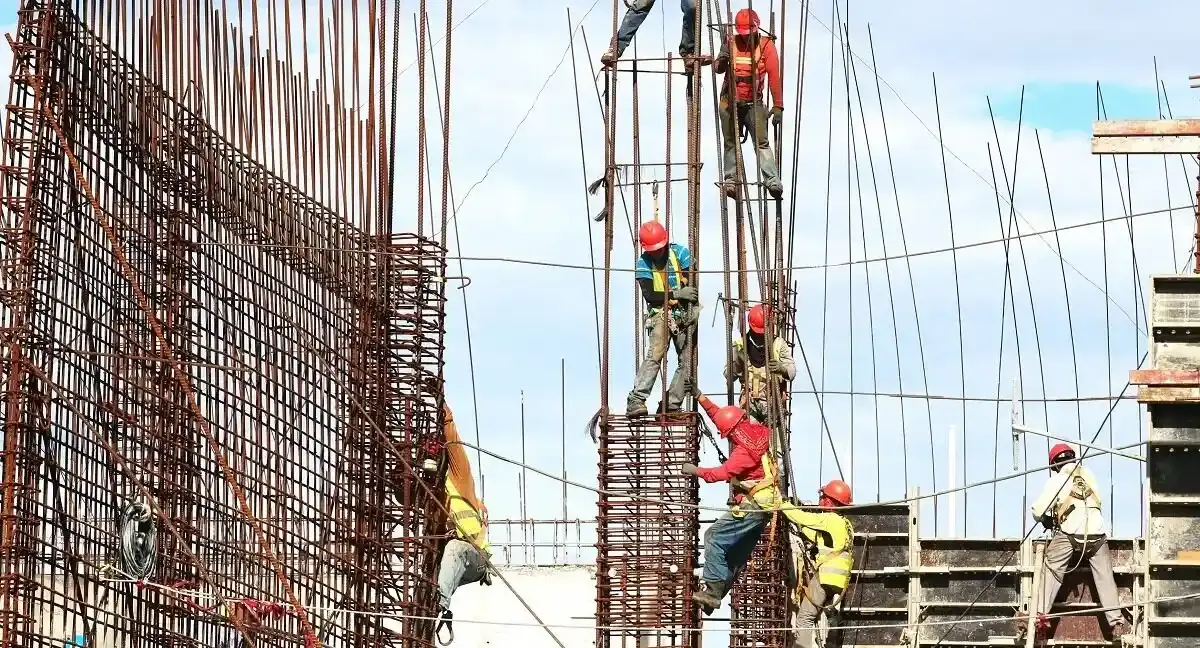 Sechestru de 56 de milioane de lei într-un dosar de evaziune fiscală în construcții