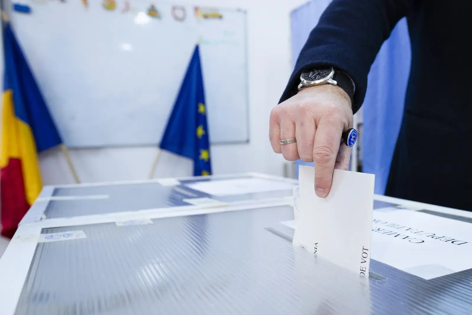 Alegeri anticipate: Ce legi trebuie schimbate ca să nu blocăm scrutinul