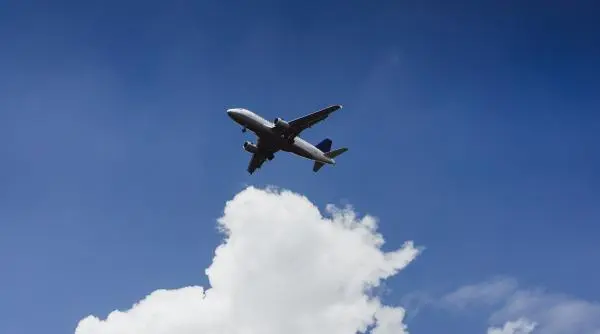 Bătaie între piloți a dus la aterizare de urgență în Arabia Saudită