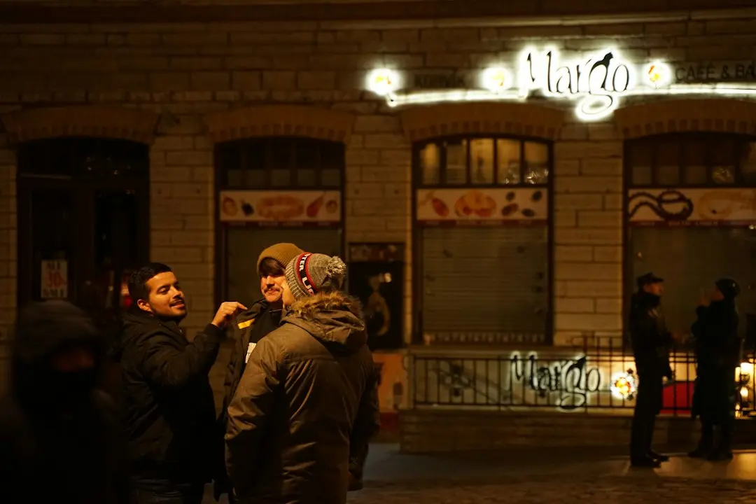 Cum alegi scutecele pentru adulți: ghid practic pentru confort și absorbție