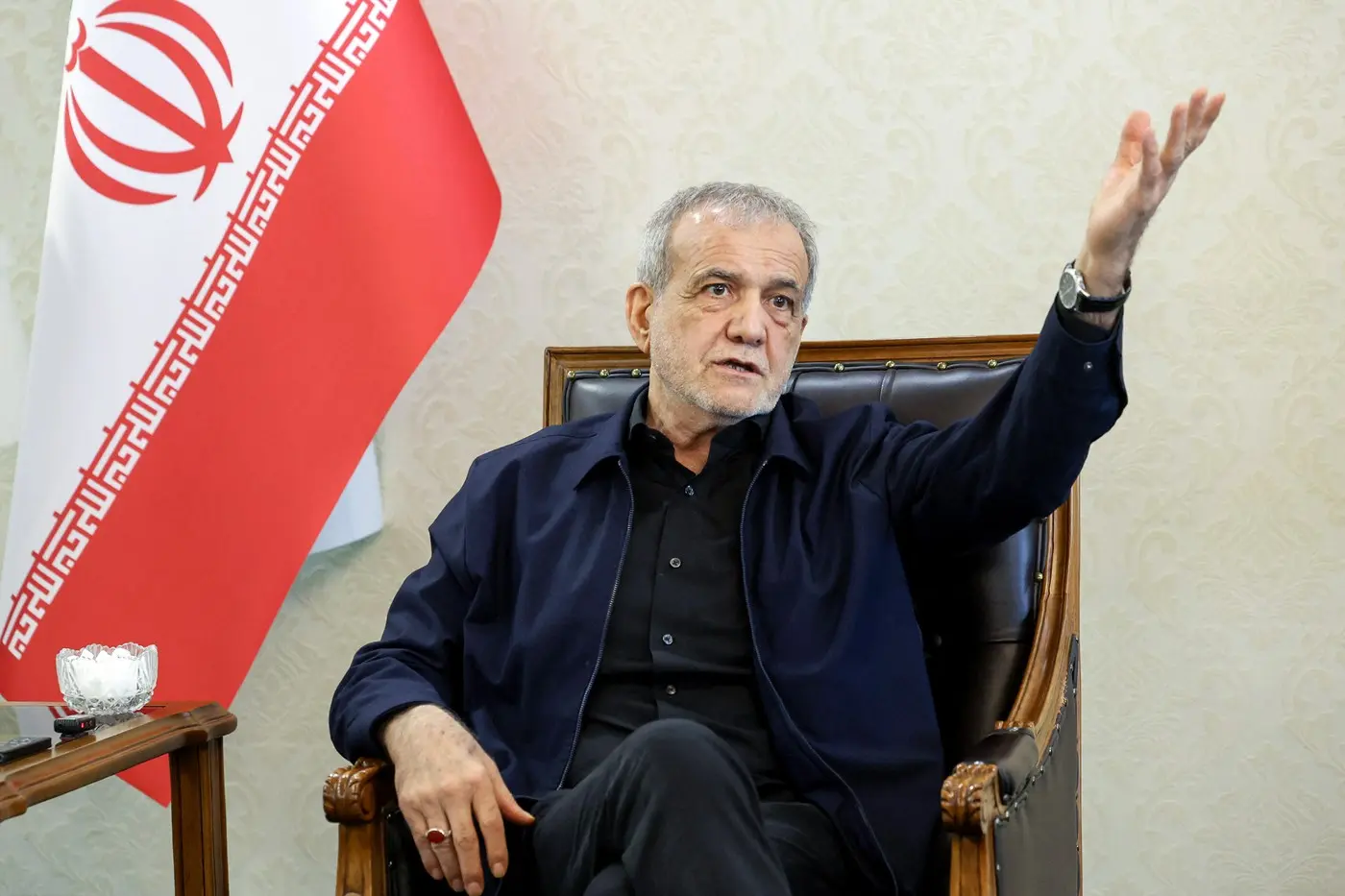 Iranul propune redeschiderea strâmtorii Ormuz în șapte zile, cu coordonare de la Khamenei