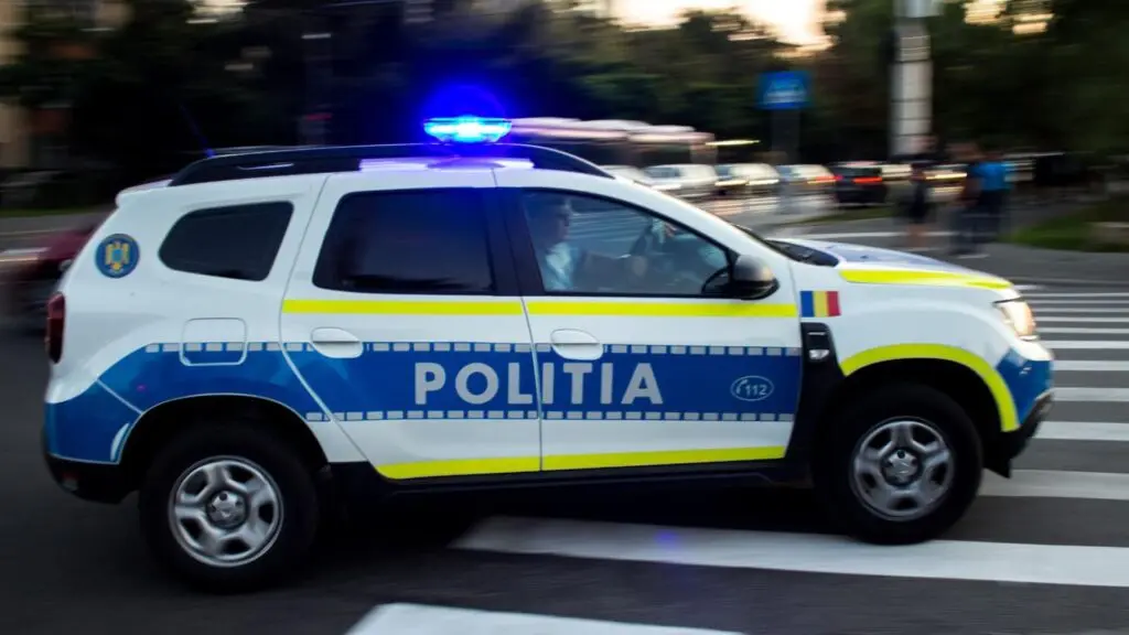 Liderul sindicului acuză: șefii poliției cer ore excesive de patrulare, chiar și la costuri ridicate