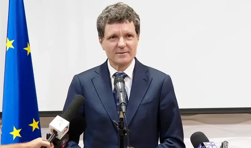 Nicușor Dan: Guvernul PSD-AUR are 10 zile să dovedească viabilitatea