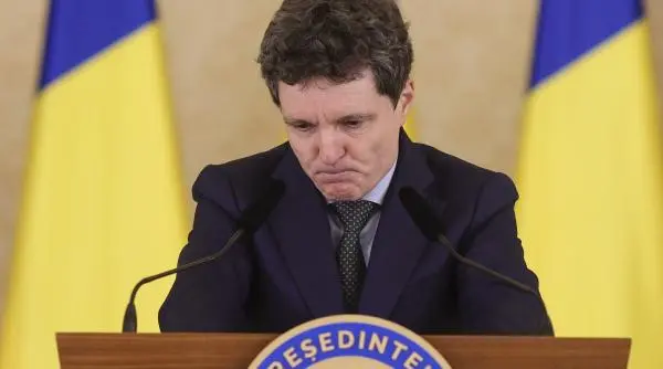 Dan nu e obligat să convoace alegeri anticipate după căderea Guvernului Mureșan