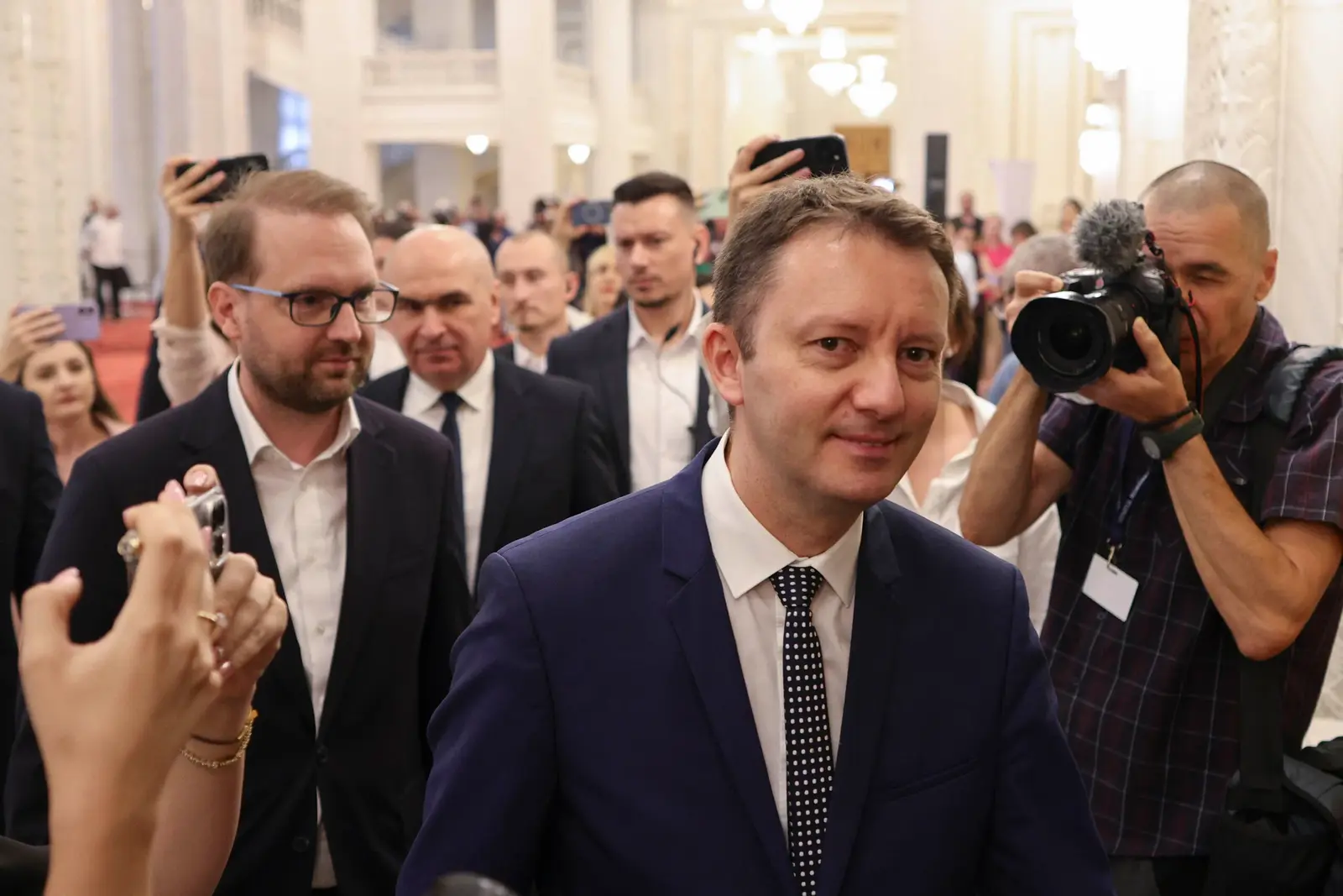 Tabăra lui Veștea pariază pe Siegfried Mureșan: O mișcare strategică în interiorul PNL