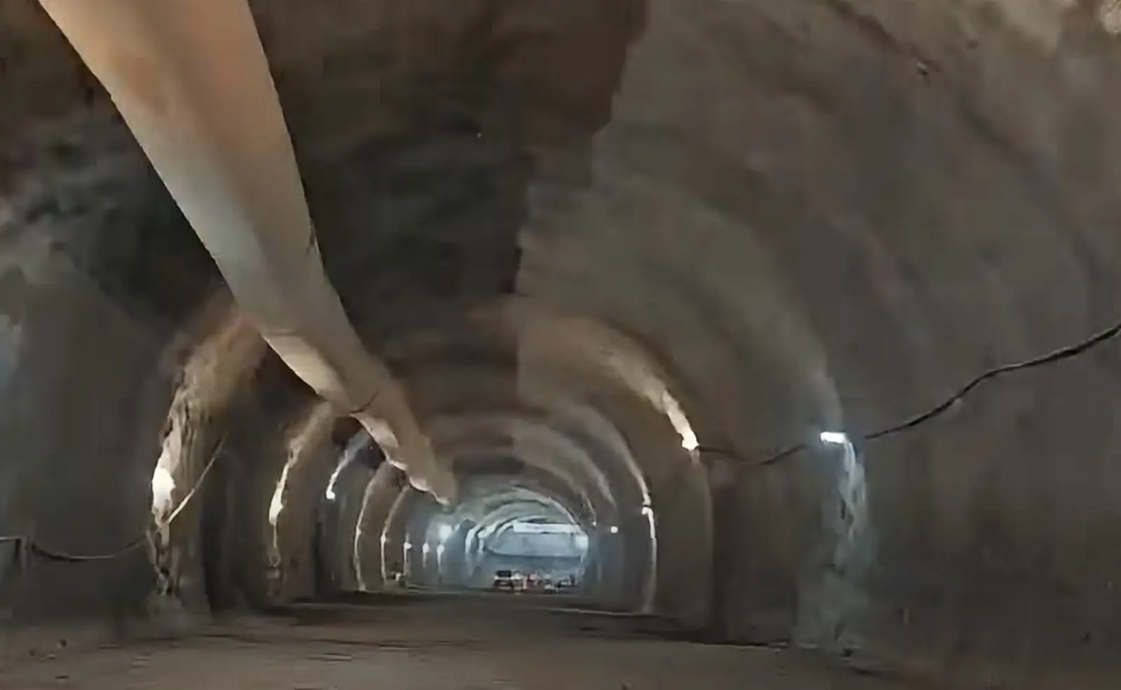 Tunelul dintre Margina și Holdea este complet