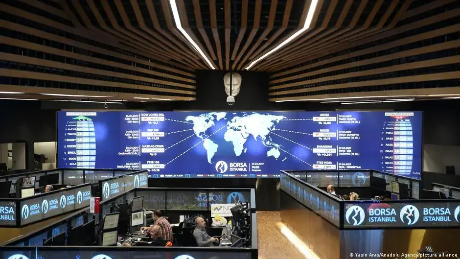 Cutremur pe Bursa din Istanbul: Jumătate de milion de investitori, prinși într-o schemă de manipulare