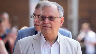 Dumitru Prunariu, primul român în spațiu, a primit titlul de Doctor Honoris Causa