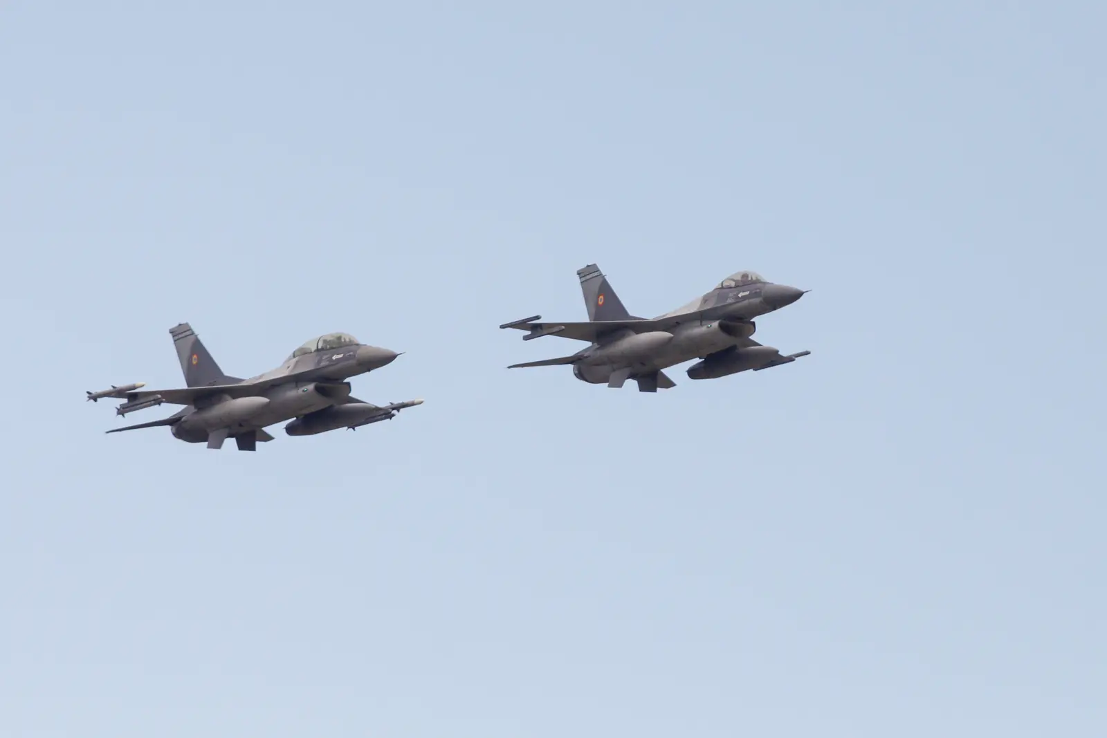 F-16 în alertă: țintă aeriană detectată lângă Insula Șerpilor