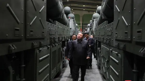 Kim Jong-Un a apărut în public alături de fiica sa după zvonurile privind starea sa de sănătate