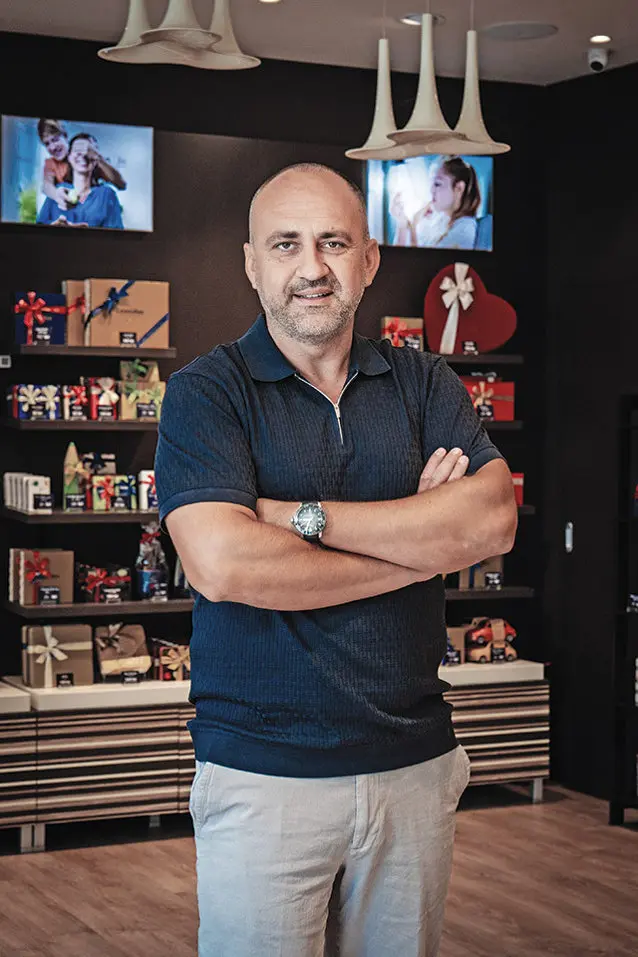 Leonidas pariază pe Cluj: O nouă ciocolaterie în proiectul rezidențial RIVUS