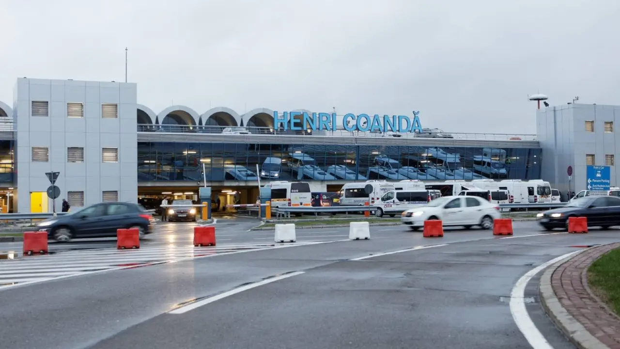 Parcare gratuită la Otopeni și Băneasa: cine beneficiază și ce trebuie să facă