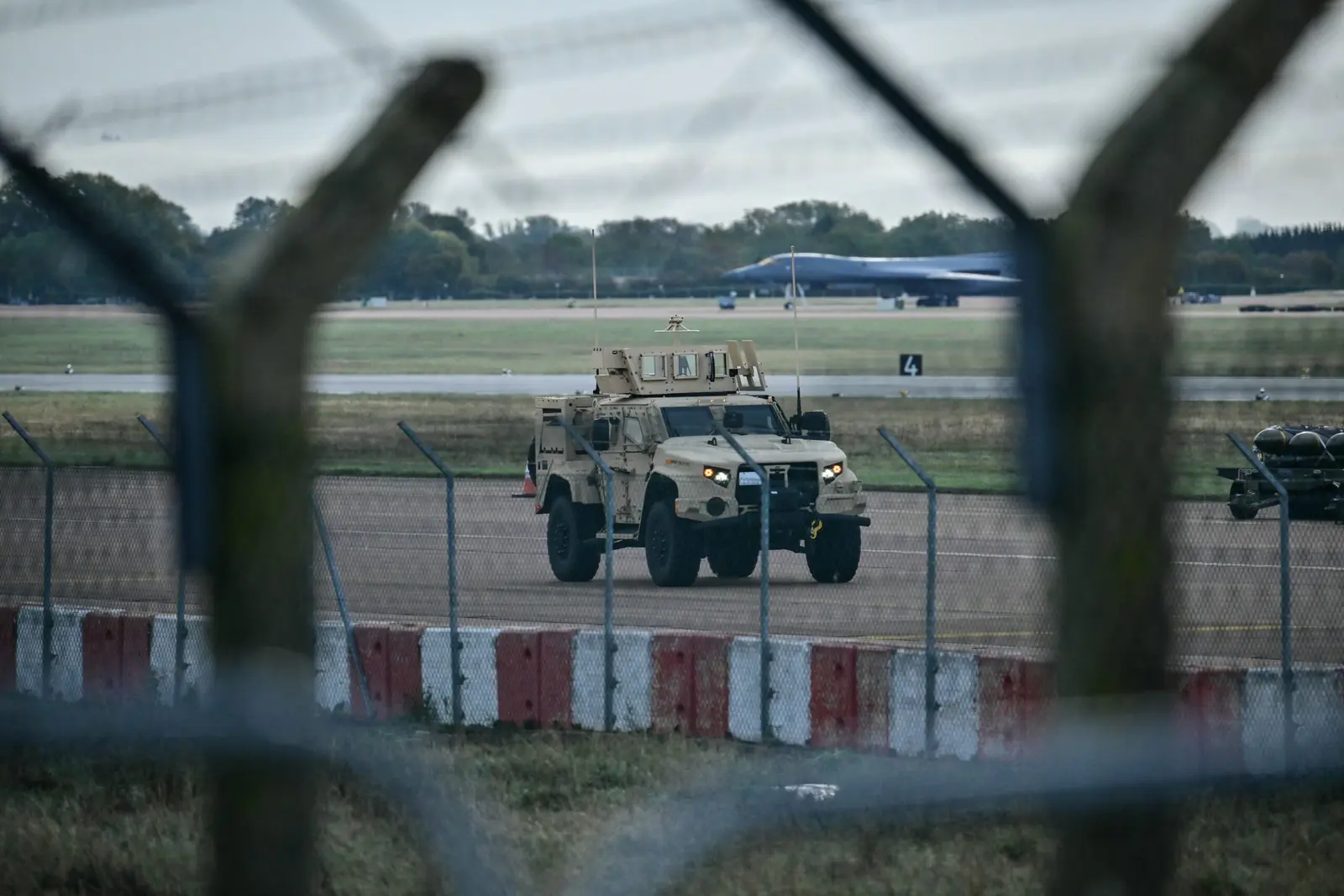Premierul britanic: Incidentul lângă bază aeriană din Anglia a fost aproape sigur dirijat de Iran