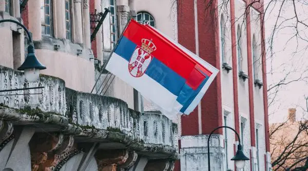 Proteste în Serbia împotriva restricțiilor de vot din străinătate
