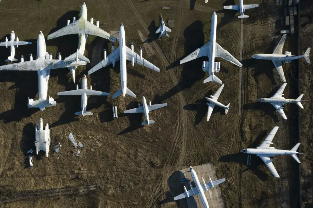 Rusia caută avioane în Vietnam pe măsură ce flota aeriană occidentală se degradează