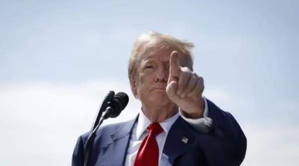 Trump oferă un milion de dolari pentru semnalarea fraudelor electorale